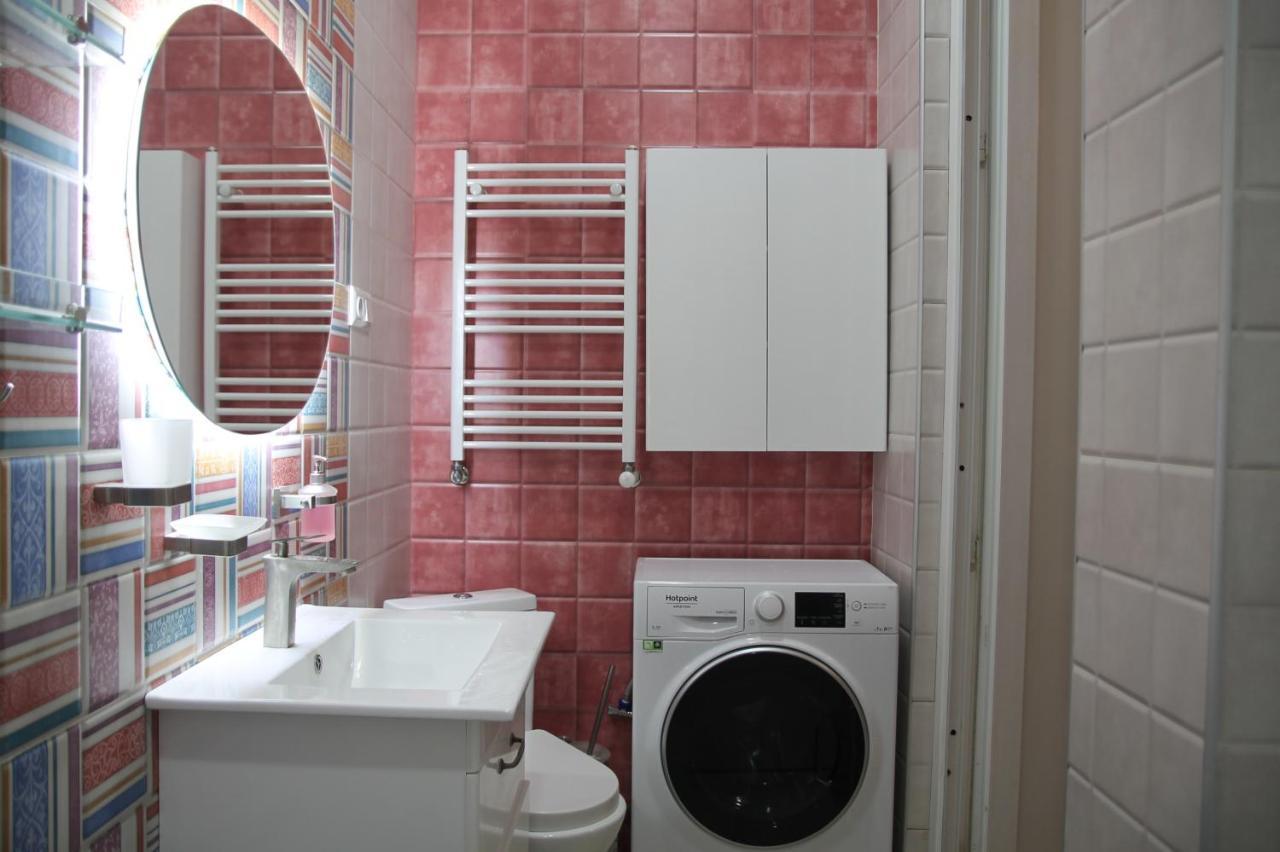 Cozy Apartment In Vake Tbilisi Exterior foto